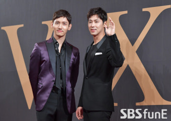 동방신기, SM과 재계약 '완벽한 파트너십 입증'
