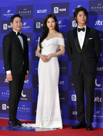 [E포토]신동엽-수지-박보검, '매끄러운 진행 기대하세요'