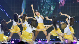 [E포토]네이처, 노라조 완벽 컴백 댄스