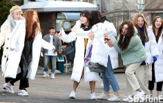 [E포토]모모랜드, 아인아 수능 잘 봐!