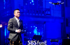김건모 25주년 콘서트 전면 취소...주관사 