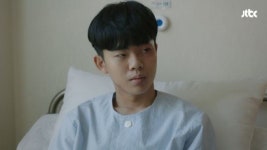 아직 10대인데…'부부의 세계' 정준원, 술·담배 사진 논란