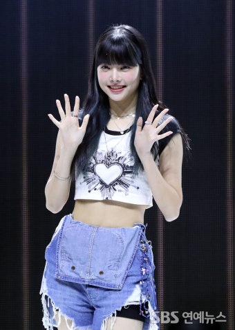 [E포토] 르세라핌 홍은채, '막내의 변신은 무죄'