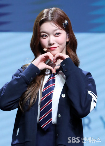 [E포토] 빌리 츠키, '귀엽거나 사랑스럽거나'