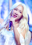 [E포토] 소유, 돌아온 금발의 서머퀸