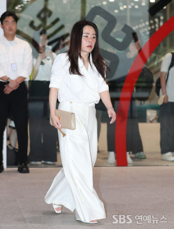 [E포토] 니키리 감독, '유태오가 반한 그녀'