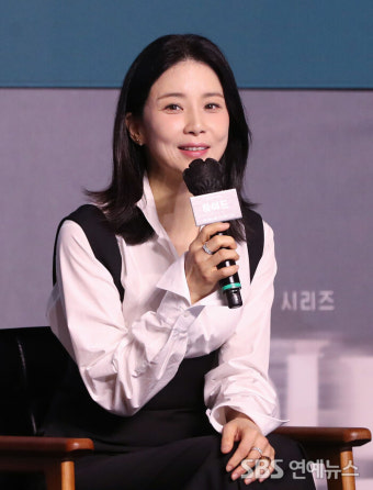 [E포토] 이보영, '하이드'로 돌아온 '장르물 퀸'
