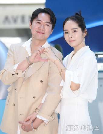 한가인-연정훈 부부, 결혼 20주년을 맞아 속 깊어진 인연과 가정 분위기