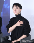 [E포토] 문우진, 검은 수녀들로 인사드려요