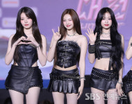 [E포토] 베이비몬스터, 우리가 케이팝의 몬스터