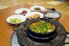 사이드 메뉴 된장찌개로 더 유명한 또순이네