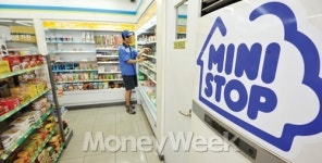 미니스톱 점주는 슈퍼 울트라 미니