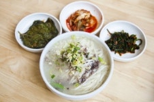 칼국수 창업 시 주목! ‘면·육수·밑반찬’ 3요소로 상품력 결정