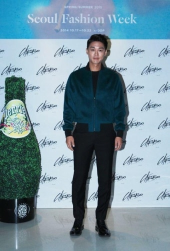 ‘서울패션위크’ 성혁, 문지상도 컬렉션 보러왔어요~