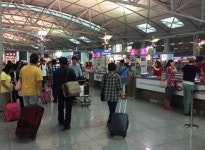 비행기 많이 떴다…지난해 항공여객 8000만명 돌파