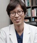 [이신제 원장의 정수리탈모피부과 (185)] 모발이식 잘 하는 곳이라면 안전성•생착률 높아