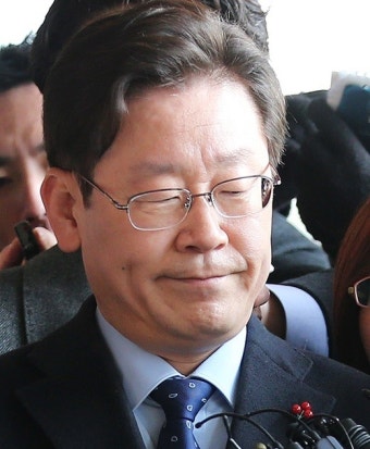 이재명 성남시장, 차기 대선 후보군에 이름… 홍준표 지사와 '윈윈'?