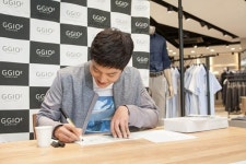 봄 햇볕처럼 미소가 따뜻한 주원