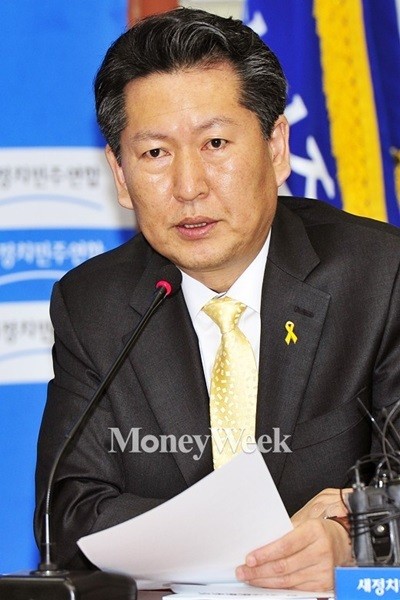 정청래 의원, 충청권 권리당원 투표에서 62.77% 득표율로 승리하여 더불어민주당 당 대표 경선 앞서 함.