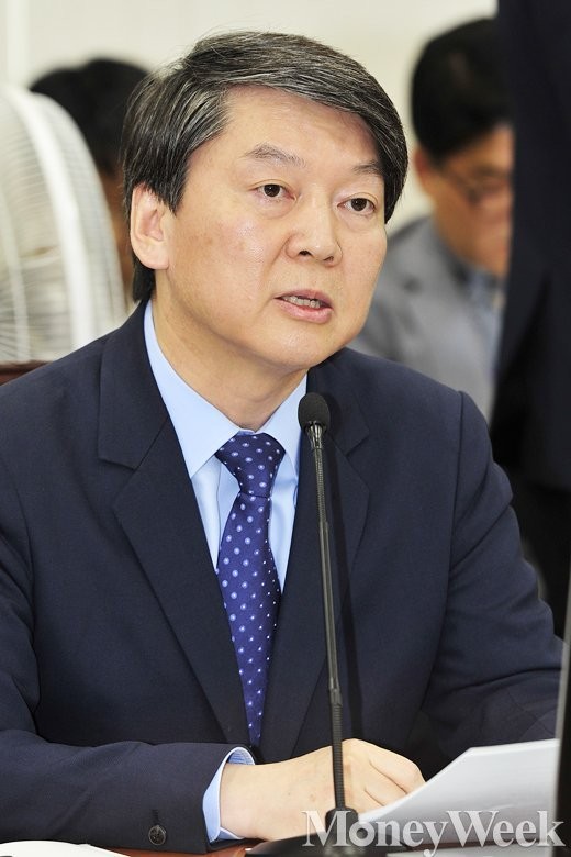 안철수, 흡혈귀 정부 비판 계속…이재명 정부 증세 정책 거세히 비판
