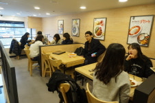 가성비 높인 프리미엄 분식 얌샘김밥 16년 노하우 주목