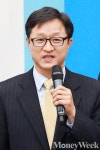 [MW사진] 이재오 꺾은 무서운 신예 강병원의 당선인사