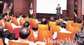 [격변기 부동산] 서두르지 말고 한템포 쉬어라