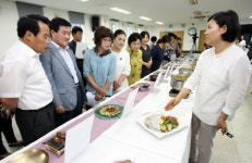 맛의 1번지 강진군, 흑염소 메뉴개발 나서