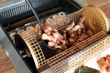 깍두기 바비큐, 특허받은 원통형 석쇠구이 다도리로 기름기를 쫙 빼낸 바비큐로 만들어