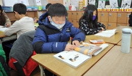 초중고 독감환자 역대 최고치… 조기 방학 검토