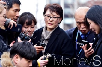 [머니S포토] 국회 청문회 불참한 윤전추, 헌재 탄핵심판 2차 증인 출석