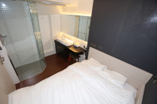 인천공항 캡슐호텔, 예약·입장·조명조절 모두 스마트폰으로… 4종류 중 택일하세요