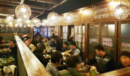 청춘연가 부대찌개와 삼겹살창업을 동시에 매출도 두배!
