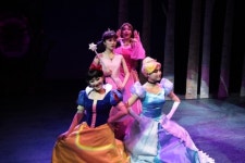 [공연] 동화 속 공주 스토리를 뒤집다