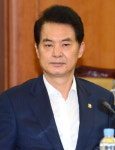 먹거리 공포 유럽산 돼지고기로 확산… 류영진 식약처장 “식육가공품, 꼭 익혀드세요”
