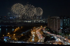 [불꽃축제] 혼잡시 5호선 여의나루역 무정차 통과