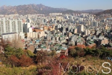 [박정웅의 여행톡] 왁자지껄 사람 사는 동네