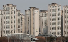 서울 아파트값 8년 만에 최고… 지난해 13%↑