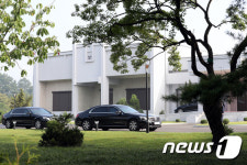 [남북정상회담] 문 대통령 첫 행선지 백화원 영빈관은 어떤 곳?… 북한 최고 숙소