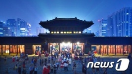 [떠나요 강심장] 한복 꽃 물드는 4대궁… 추석 도심 나들이