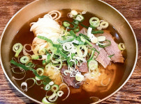 [맛집로드] 뜨끈뜨끈한 국밥, 소 한마리가 ‘풍덩’