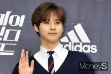 B1A4 신우 군입대, 최근 입영 통보받아… 해외 일정 불참