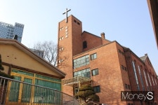 [박정웅의 여행톡] 100년 전 촛불광장의 효시