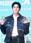 [머니S포토] 우석 네일아트 받았어요