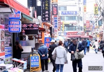 “우린 불황 몰라요”… 혼자 웃는 대림동