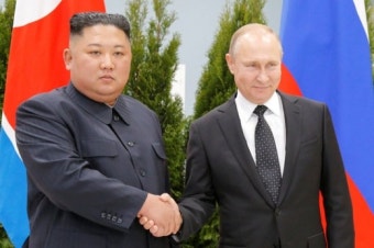 [북러정상회담] 김정은·푸틴 정상회담 종료…만찬 시작 (속보)