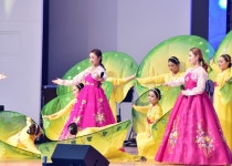 수원시에 울려 퍼진 평화의 노랫소리