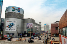 [르포] 발길 끊긴 용산전자상가, 인기척에 놀라는 용던