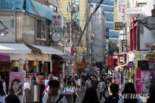 식당이 노래방, 클럽으로? 불법이 춤추는 감성주점 문제제기