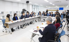 이재명 지사, 화성 다문화가족 간담회 열고 지원 약속